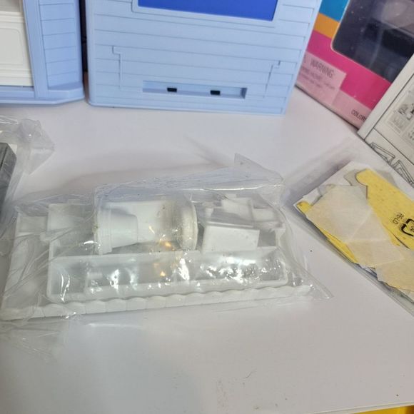 2000 Barbie Bake Shop & Cafe Set Not Complete - Picture 4 of 12